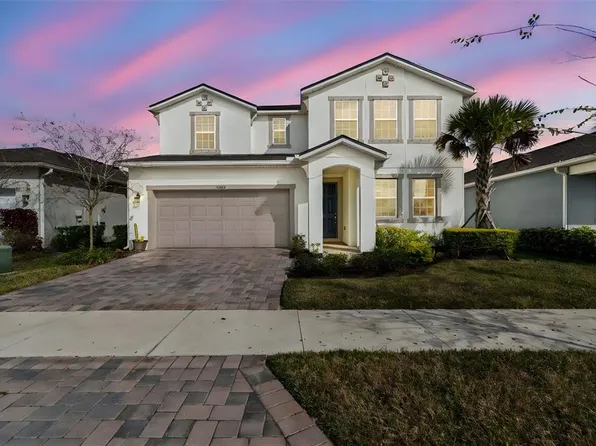 19780 Blue Pond Dr, Lutz, FL 33558