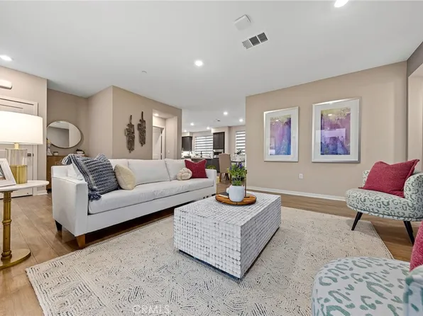 205 Bowery, Irvine, CA 92612