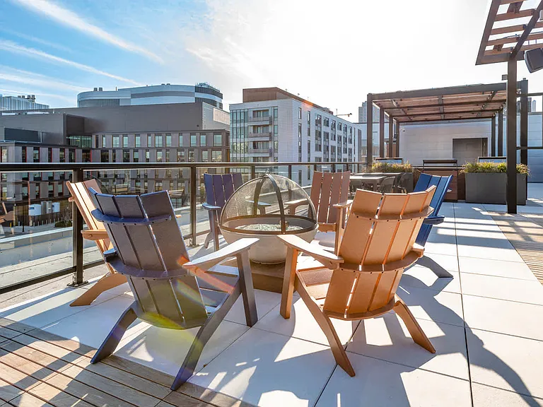 Rooftop Deck and Lounge