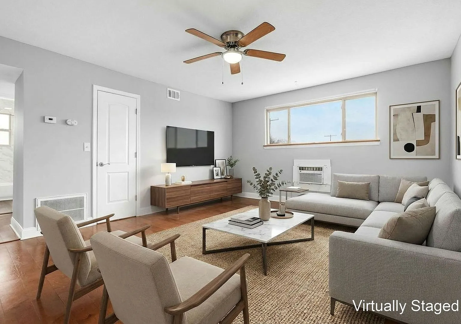 Reduced rent and Deposit Wavied! — Photo 2