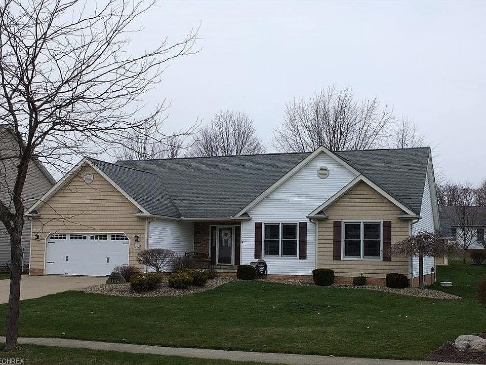 1st image of 142 Woodhaven Dr