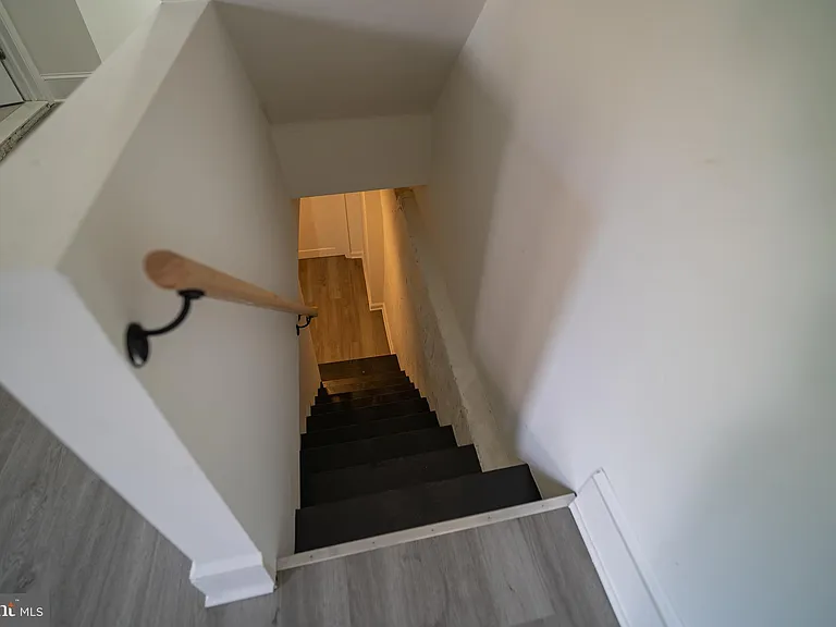 2410 Wharton St #1 — Photo 27