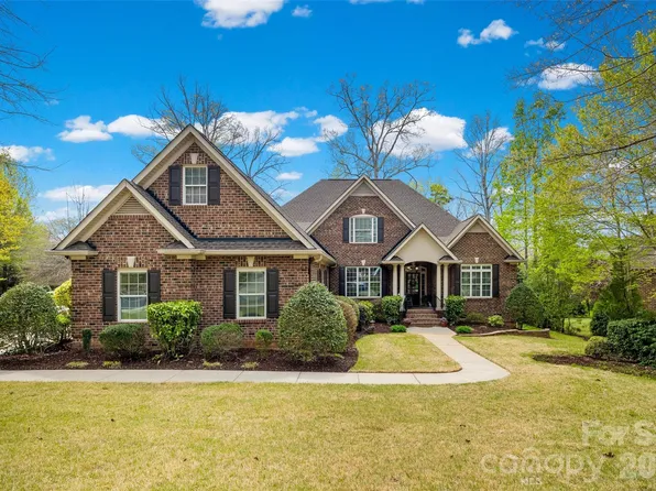 3900 Widgeon Way, Waxhaw, NC 28173