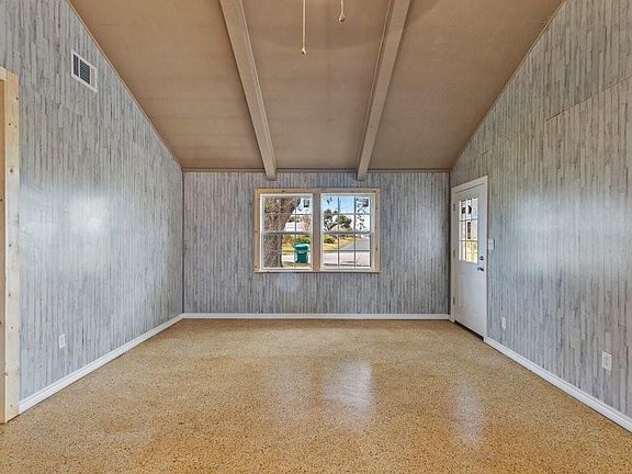 2nd image of 2214 Carlin Dr