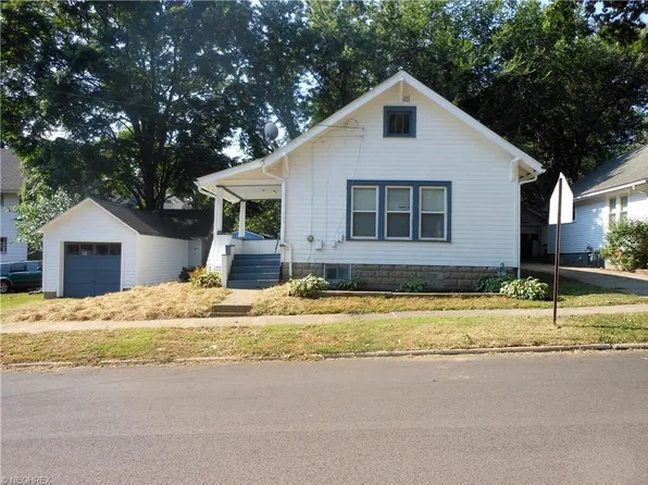 15 Liberty St, Rittman, OH 44270