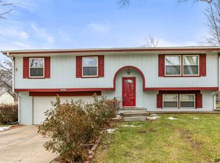 7405 Josephine St S, La Vista, NE 68128