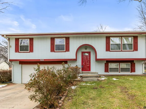 7405 Josephine St S, La Vista, NE 68128