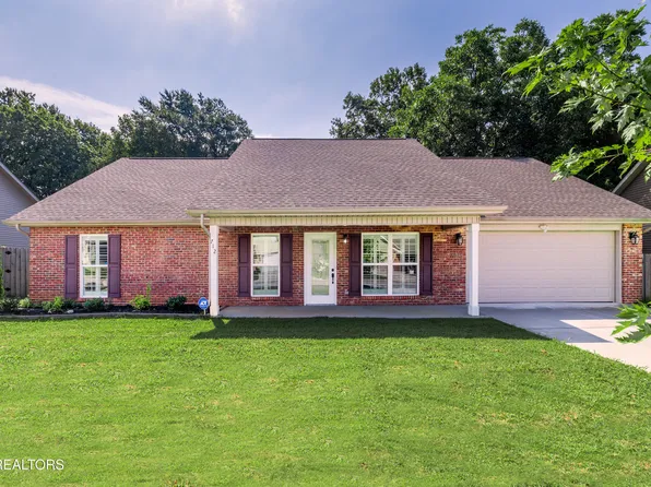 712 Hunter Crest Rd, Maryville, TN 37803