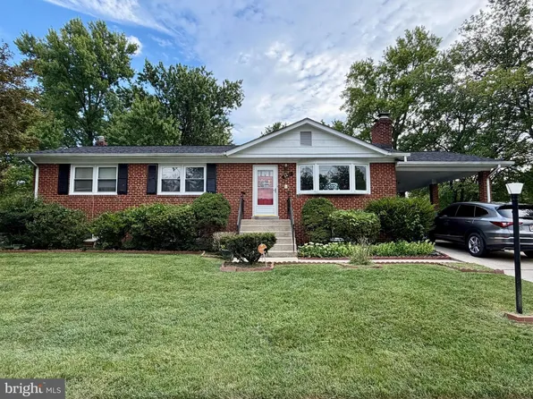 6601 Groveton Dr, Clinton, MD 20735