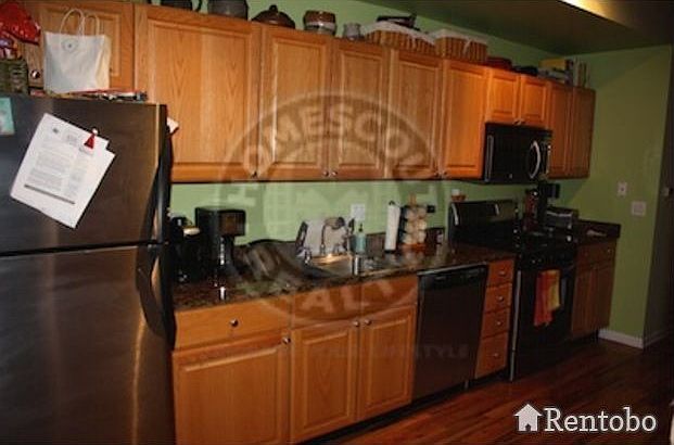 1st image of 2943 N Lincoln Ave #Pu20