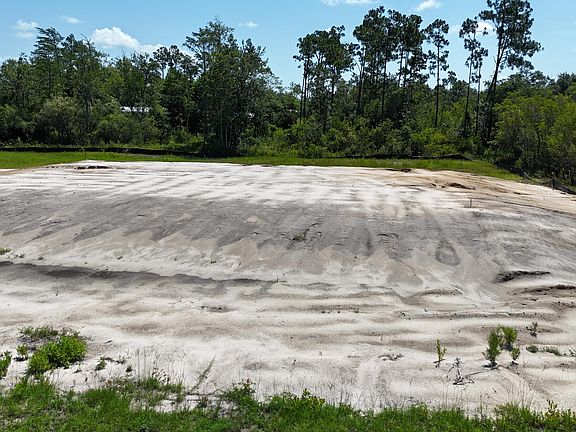 3rd image of 9298 Summer Cir