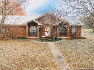 2000 Foster Branch Ln, Van Buren, AR 72956