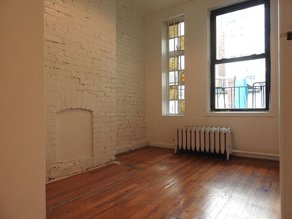 4th image of 161 E 33rd St #3RW