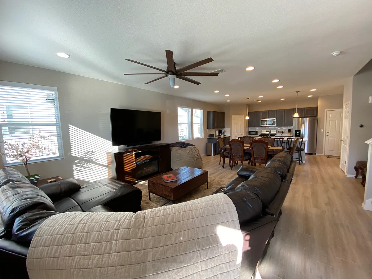 Building Photo - 16181 E Bolling Dr