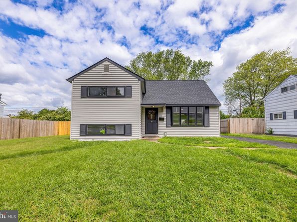 136 Brookside Blvd