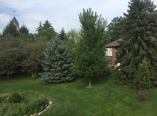 11223 Cottonwood #D, Palos Hills, IL 60465