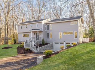 157 Wilshire Dr, Sharon, MA 02067