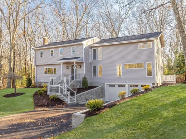 157 Wilshire Dr, Sharon, MA 02067