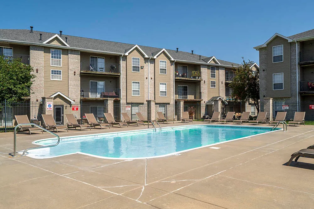 Eagle Run Apartments — Photo 1
