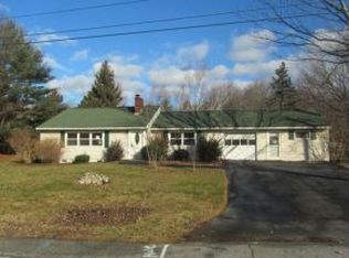 4 River Rd, North Hampton, NH 03862