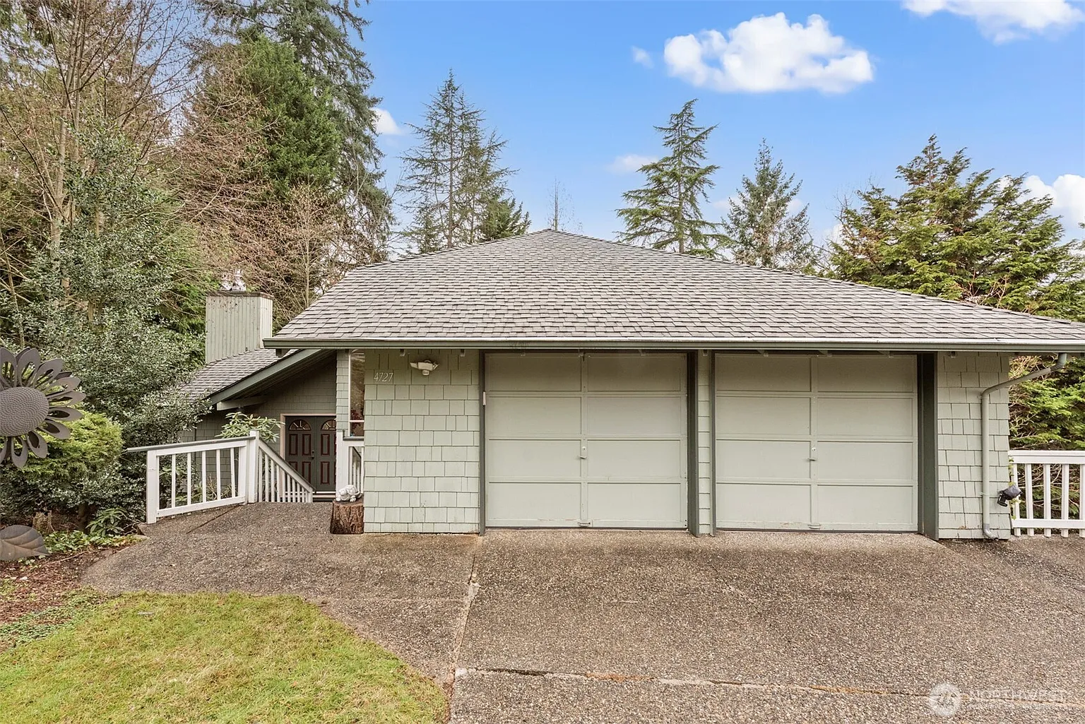 4727 153rd Avenue SE photo 1