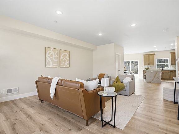 4th image of 129 Bella Vista Dr