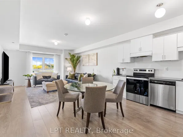 110 Grew Blvd #407, Georgina, ON L0E 1L0