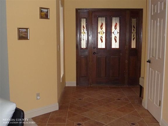 4th image of 13730 Strawberry Cir