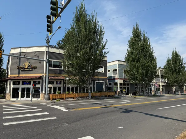 3602 NW 119th St #201, Vancouver, WA 98685