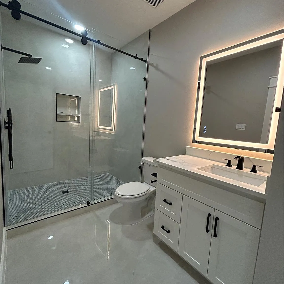 3 bed, 2.5 bath, 1868 sqft, $2,500 — Photo 4