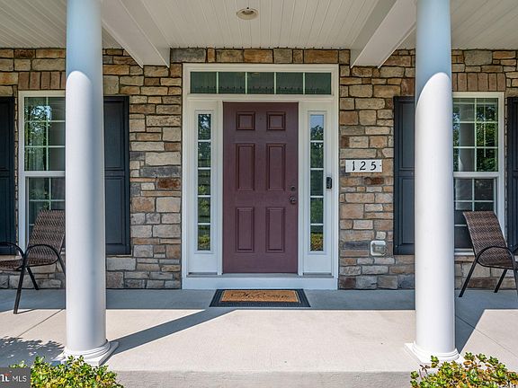 3rd image of 125 Herdmont Dr