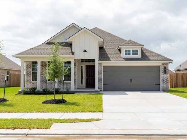 7811 Leadtree Dr, Navasota, TX 77868