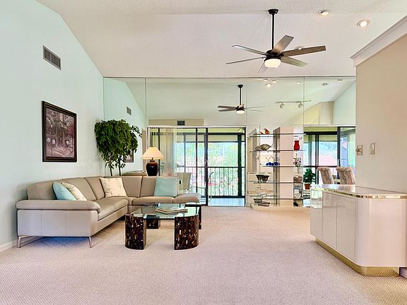 5th image of 10678 Ocean Palm Way APT 202