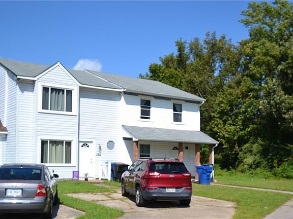 2nd image of 3251 Creekside Dr