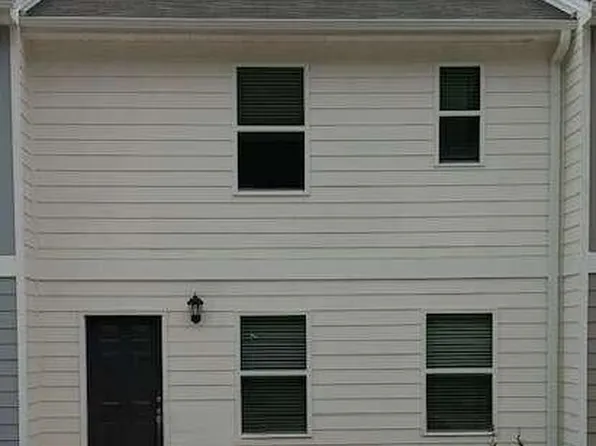 1818 Carrington Dr #1818, Griffin, GA 30224