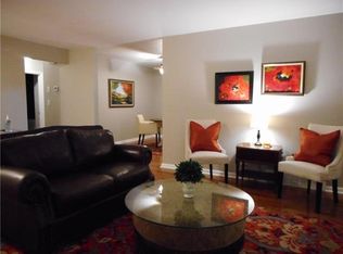 615 W 101st St, Kansas City, MO 64114