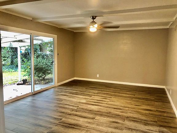 5th image of 6313 N Clarksburg Pl