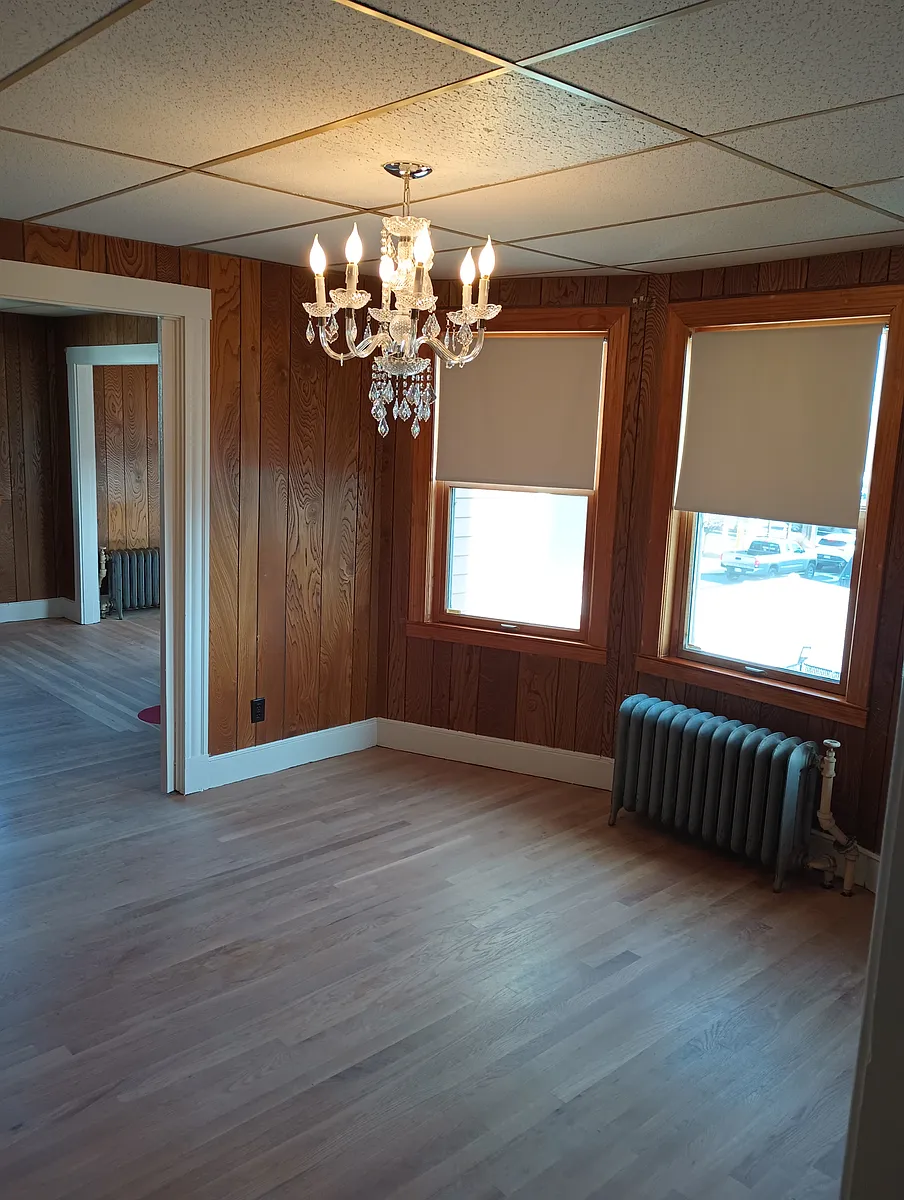Another angle - 139 Sigourney St #2