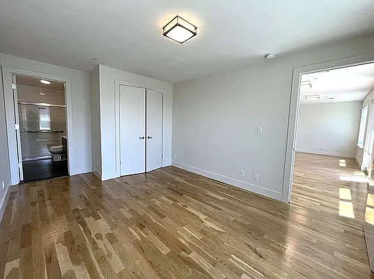 Rented by Akam Sales and Brokerage | media 14