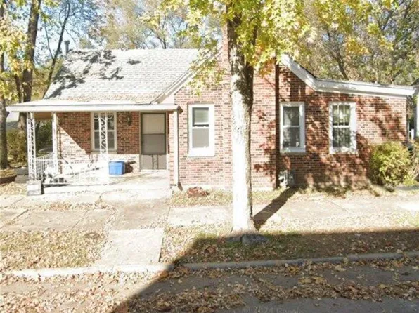 838 Ottawa St, Leavenworth, KS 66048