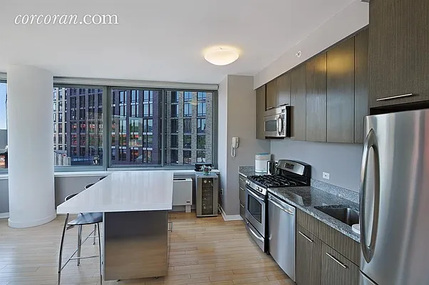 Sold by Corcoran | media 7