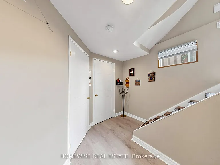 11 Briarcliffe Cres — Photo 37