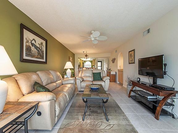 2nd image of 601 Augusta Blvd #601-C