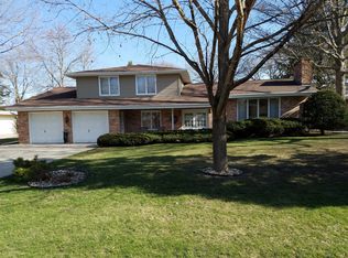 1607 Shoreway Rd, Storm Lake, IA 50588