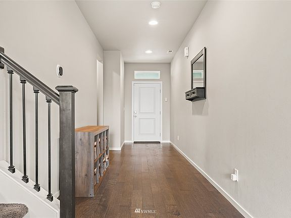 Wide entry 
