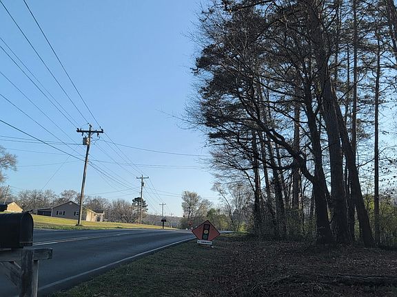 5th image of 2755 Swanson Rd