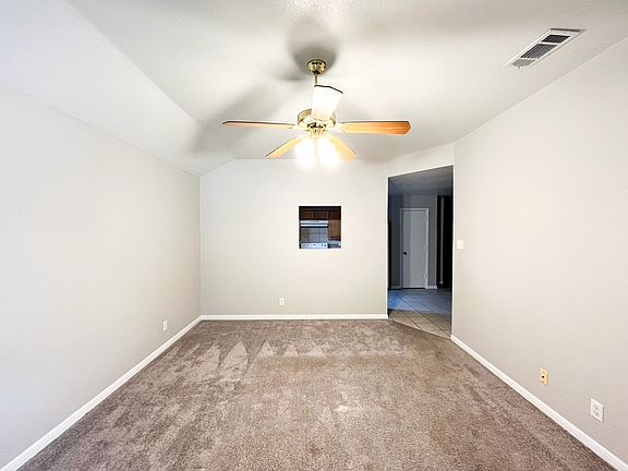 4th image of 1213 Cinch Dr #A
