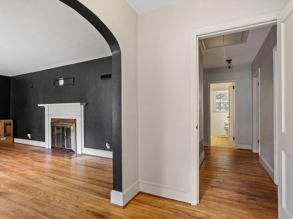 5th image of 1516 Cypress Dr