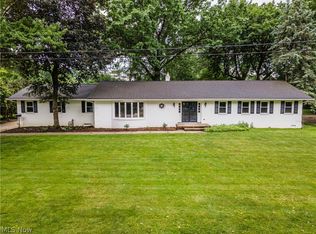 1248 Country Club Dr, Akron, OH 44313