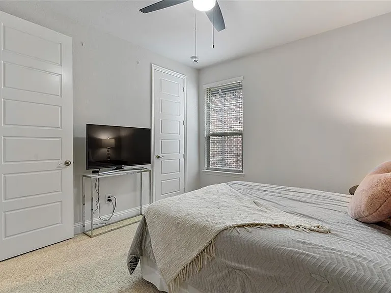 3908 Starlight Creek Dr — Photo 12